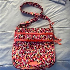 This product is a crossbody Vera Bradley bag.